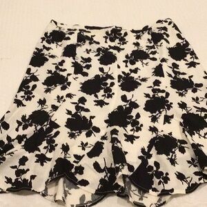 Laundry By Shelli Segal Black and White Floral Pencil Skirt